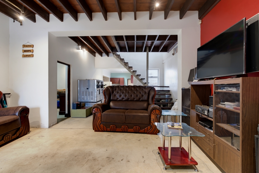3 Bedroom Property for Sale in Zonnebloem Western Cape